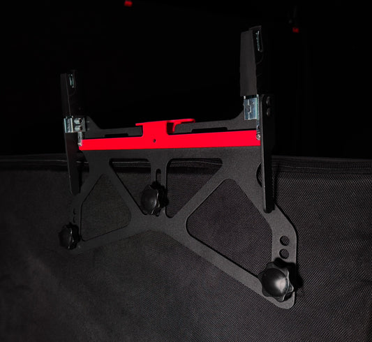 DOXAFER® ISOFIX-Konnektor: Rastarme und Verstellmechanik der Halterung, montiert an der Transporttasche